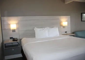 Boca Suites Deerfield Beach, SureStay Collection by BW hotel thumbnail 6
