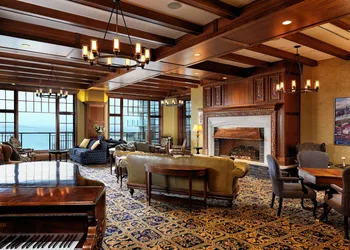 Oak Bay Beach Hotel hotel thumbnail 2