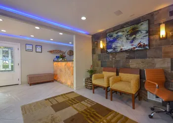 Best Western The Inn & Suites Pacific Grove hotel thumbnail 3