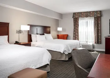 Hampton Inn & Suites Toledo-Perrysburg hotel thumbnail 2