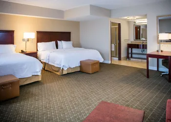 Hampton Inn & Suites Toledo-Perrysburg hotel thumbnail 6