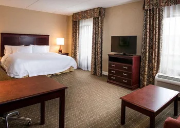 Hampton Inn & Suites Toledo-Perrysburg hotel thumbnail 7