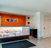 Motel 6 Houston, TX - East hotel detail image 3