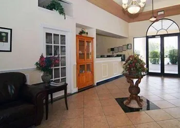 Quality Inn & Suites Mt Dora North hotel thumbnail 2