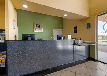 Quality Inn & Suites Mt Dora North hotel thumbnail 3