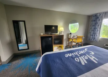Days Inn by Wyndham Dahlonega University Area hotel thumbnail 7