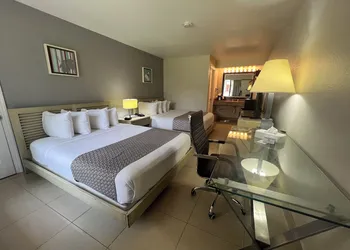 Garden Inn Homestead hotel thumbnail 7
