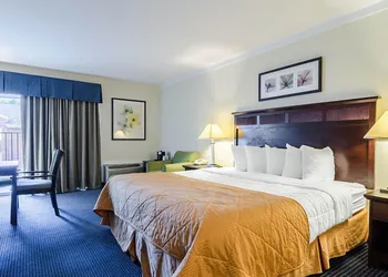 Rodeway Inn & Suites Williamsburg Central hotel thumbnail 6