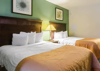Rodeway Inn & Suites Williamsburg Central hotel thumbnail 8
