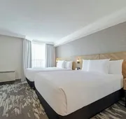 Sandman Signature Mississauga Hotel hotel detail image 3