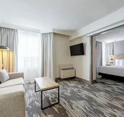 Sandman Signature Mississauga Hotel hotel detail image 7
