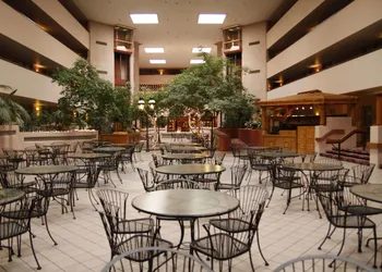 Ramada by Wyndham Viscount Suites Tucson East hotel thumbnail 4