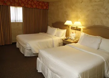 Ramada by Wyndham Viscount Suites Tucson East hotel thumbnail 7