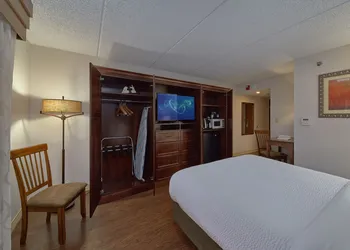 The Inn On The River hotel thumbnail 8