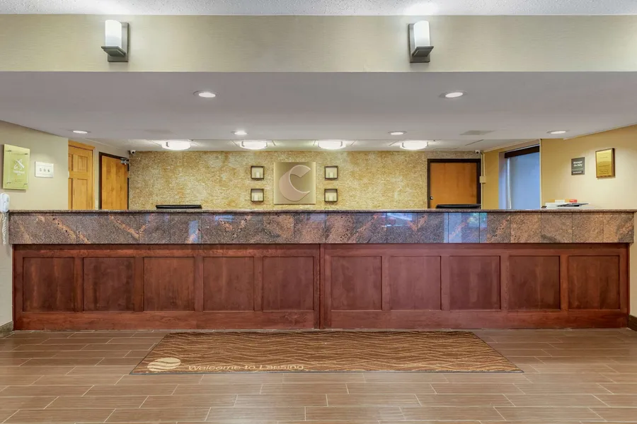 Comfort Inn Lansing West hotel detail image 2