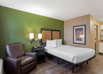 Extended Stay America Select Suites Nashville Airport hotel thumbnail 4