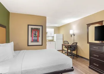 Extended Stay America Select Suites Nashville Airport hotel thumbnail 5