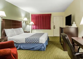 Rodeway Inn Groton - New London hotel thumbnail 6
