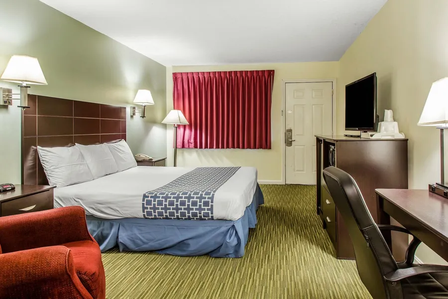 Rodeway Inn Groton - New London hotel detail image 6