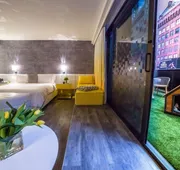 Renaissance New York Times Square Hotel by Marriott hotel detail image 4