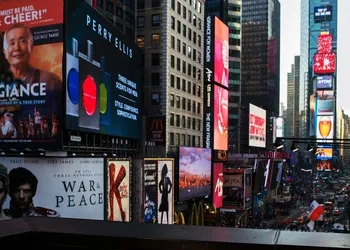 Renaissance New York Times Square Hotel by Marriott hotel thumbnail 5