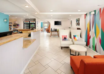 Signature Temecula hotel thumbnail 2