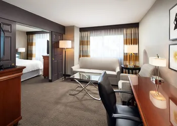 Sheraton Fairplex Suites & Conference Center hotel thumbnail 6