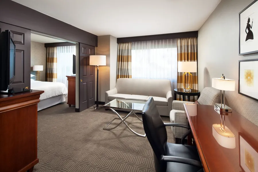 Sheraton Fairplex Suites & Conference Center hotel detail image 6