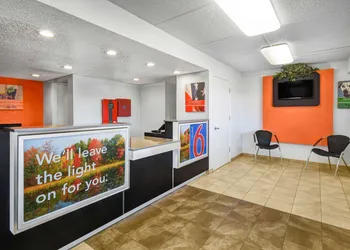 Motel 6 Memphis, TN - Downtown hotel thumbnail 3