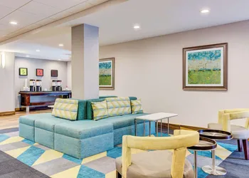 Hampton Inn & Suites Macon I-475 hotel thumbnail 2