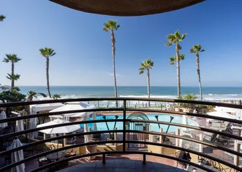Pacific Terrace Hotel hotel thumbnail 7