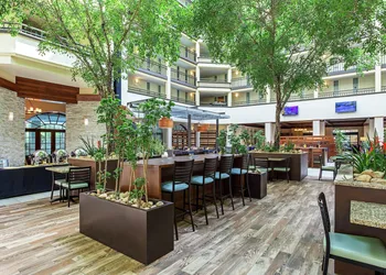Embassy Suites by Hilton Nashville Airport hotel thumbnail 7