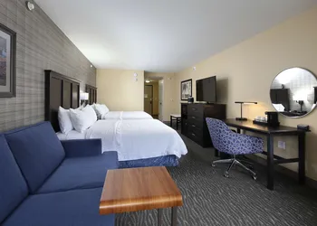 Hampton Inn Holland hotel thumbnail 4