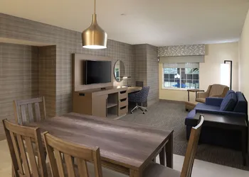 Hampton Inn Holland hotel thumbnail 6