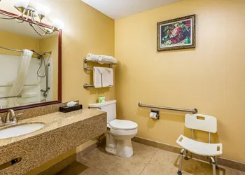 Quality Inn Los Lunas - Albuquerque South hotel thumbnail 7