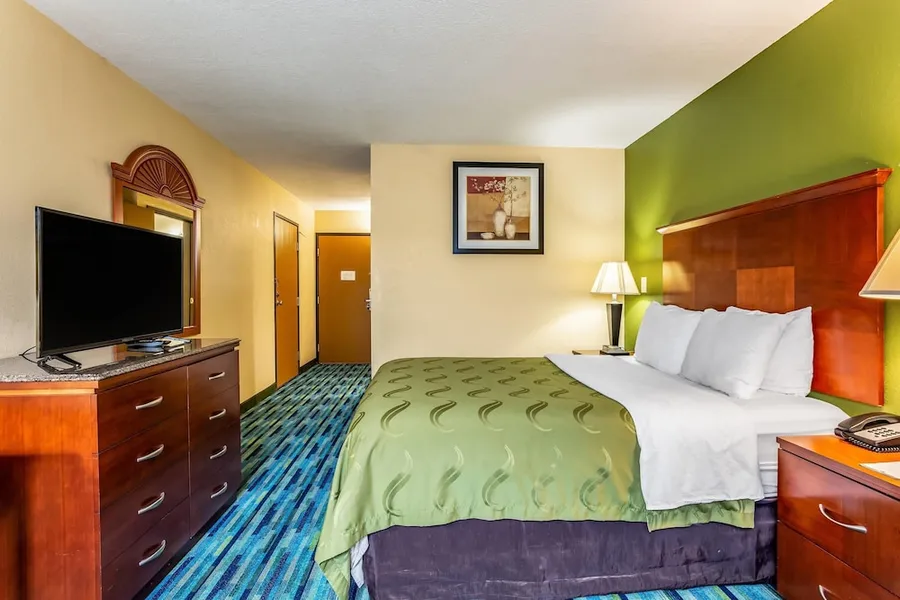 Quality Inn Los Lunas - Albuquerque South hotel detail image 6