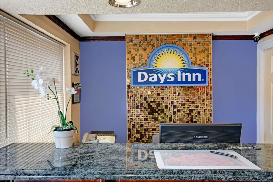 Days Inn by Wyndham San Francisco - Lombard hotel detail image 2