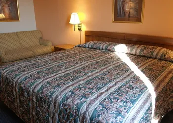 State Line Inn hotel thumbnail 2