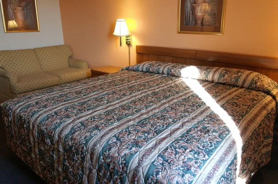 State Line Inn hotel detail image 2
