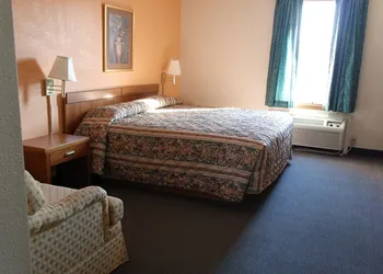 State Line Inn hotel thumbnail 4