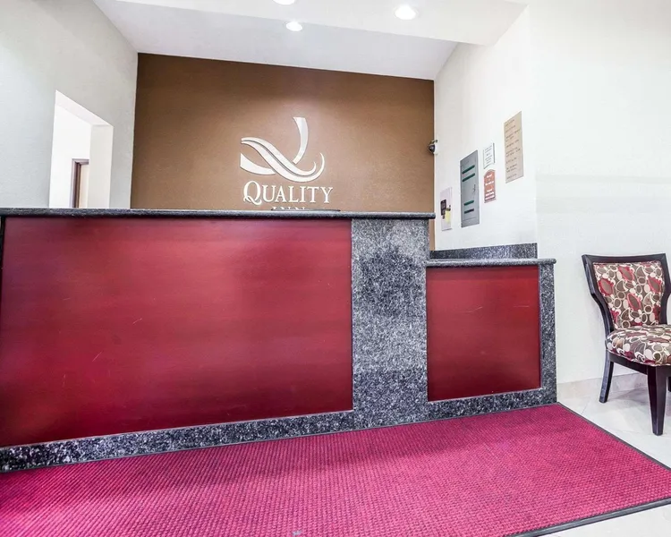 Quality Inn & Suites Altoona - Des Moines hotel detail image 2