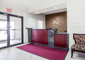 Quality Inn & Suites Altoona - Des Moines hotel thumbnail 5