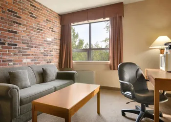 Travelodge by Wyndham North Bay hotel thumbnail 3