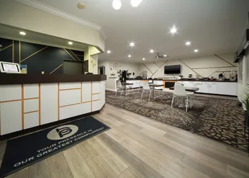 BridgePointe Advantage by BPhotels hotel thumbnail 2