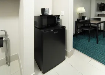 BridgePointe Advantage by BPhotels hotel thumbnail 7