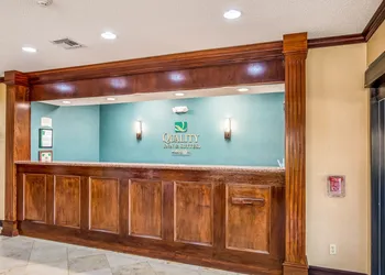 Quality Inn & Suites Seabrook - NASA - Kemah hotel thumbnail 4