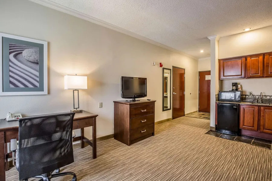 Quality Inn & Suites Seabrook - NASA - Kemah hotel detail image 6