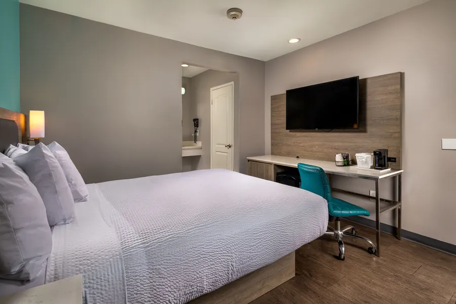 Travelodge by Wyndham LAX hotel detail image 6