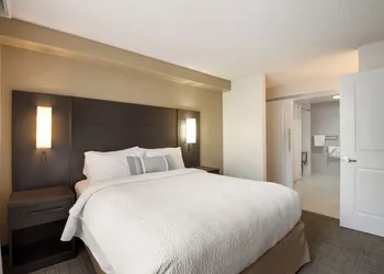 Sonesta ES Suites Reno hotel thumbnail 6