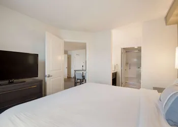 Sonesta ES Suites Reno hotel thumbnail 4